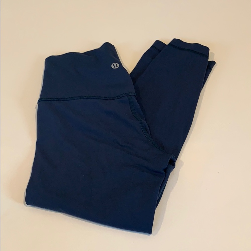 Lululemon Cropped Align leggings